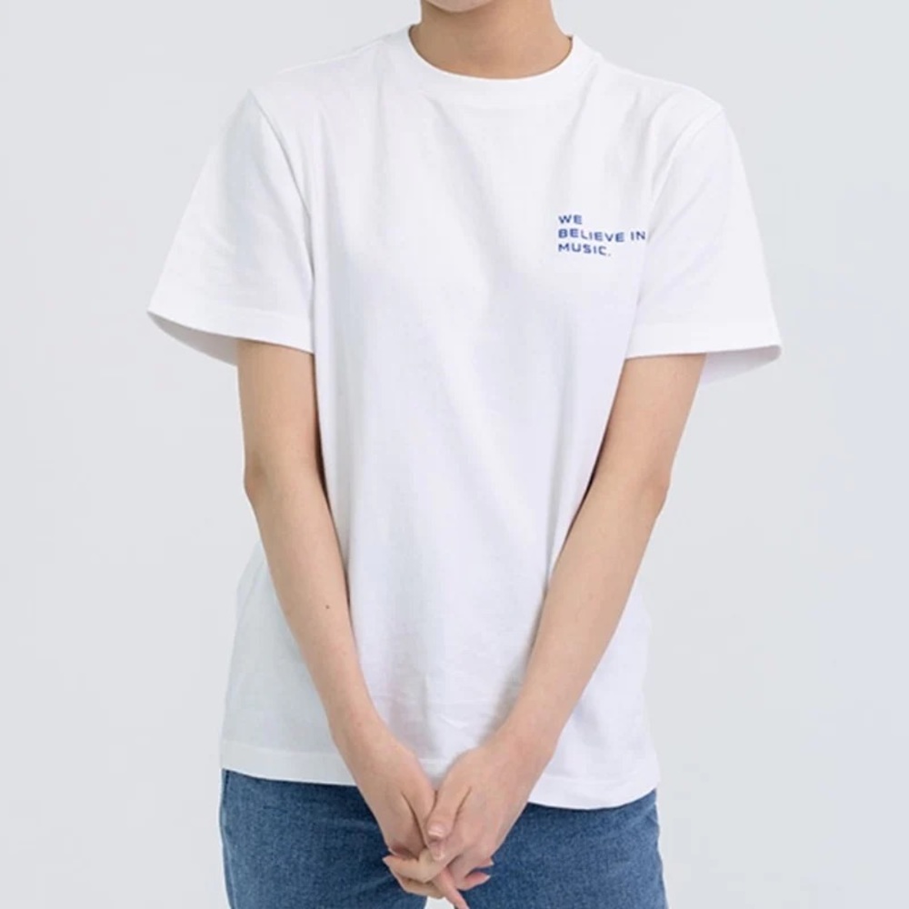 HYBE INSIGHT: White T-Shirt - Official Exclusive Merchandise - BTS - SEALED - Picture 3 of 6